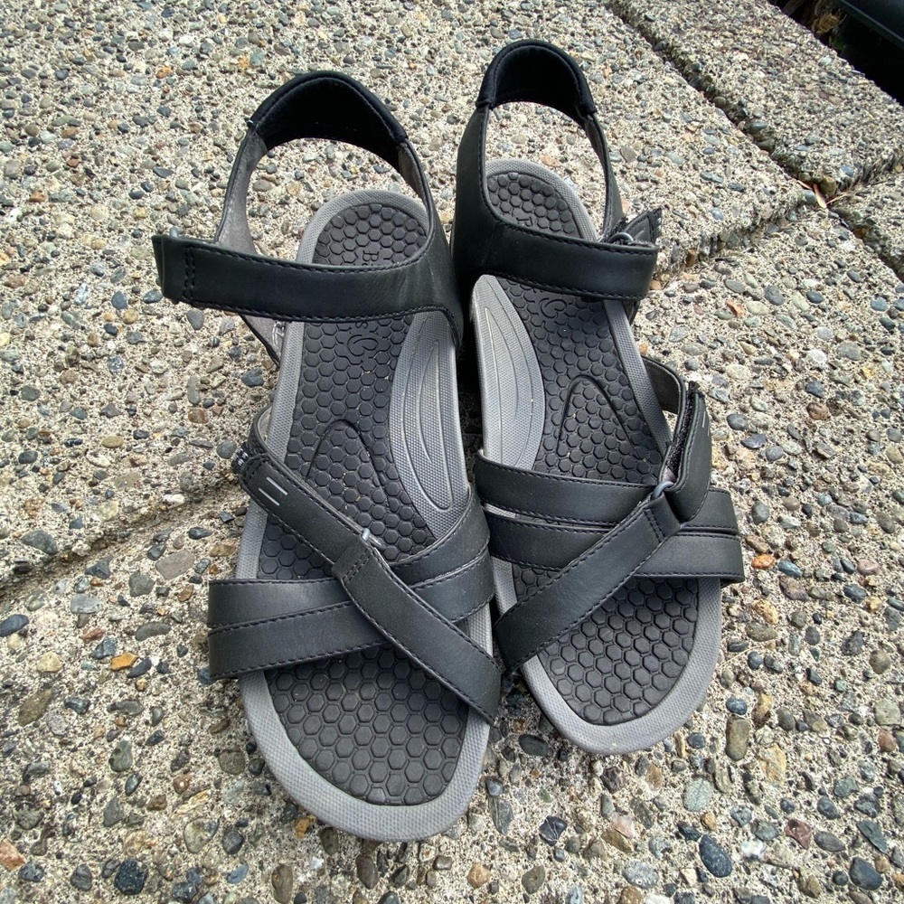 BareTraps Danny Sandal